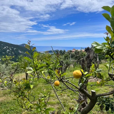 منزل ريفي Santa Giulia Seascape & Garden *
