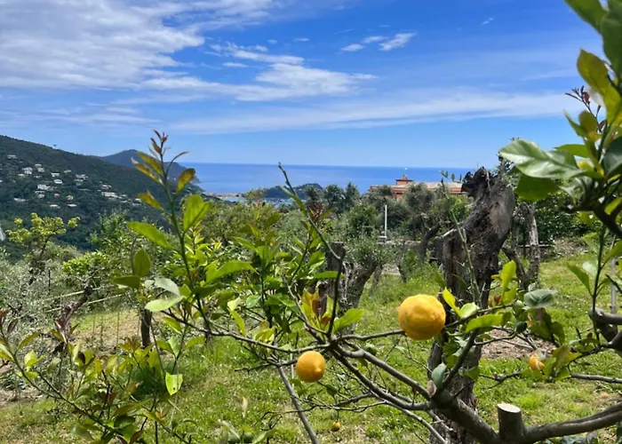 Casa rural Santa Giulia Seascape&garden *